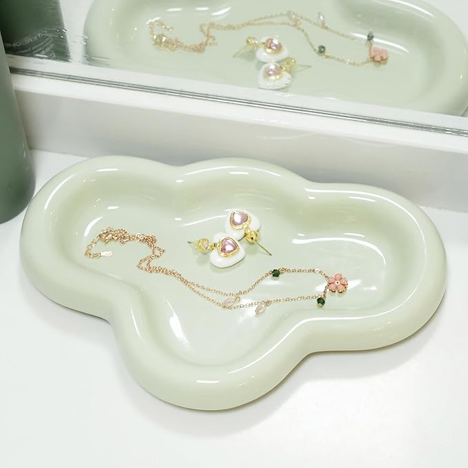 Lynagert Cloud Trinket Dish, Chubby Jewelry Tray, Ceramic Jewelry Ring Trinket Dish for Rings Earrings Necklace Organizer, Mother's Day Thanksgiving Christmas Birthday Bridesmaid Gifts (T-Green tea)