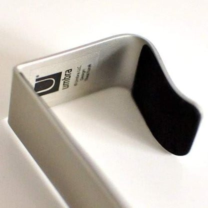 Umbra Schnook Heavy Duty Over The Door Hook for Coats, Robes, Towels, Clothes, Hats, Bags, Easy to Install and Damage Free, Space Saving Bathroom Hook, Nickel/Black