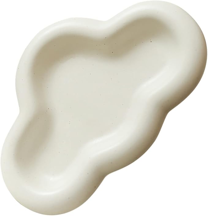 Chubby Jewelry Tray, Cute Cloud Trinket Dish (Crème)