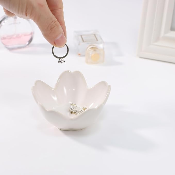 YZMICSTAR Flower Ring Dish Holder,Jewelry Dish Tray,Small Trinket Tray,Jewelry Plate Bowl,Key Bowl,Decorative Plate,Birtdhay Christmas Gifts for Women Friends,Ceramic Kiln effect White