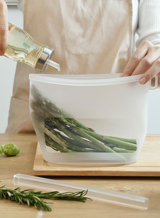 Reusable Silicone Food Storage Bags 4-Pack with 1 Sandwich, 1 Lunch, 1 Half-Gallon and 1 Gallon, Multi-Use & Sous Vide Stand-Up Container for Soup and Leftovers, Microwave, Dishwasher and Freezer Safe