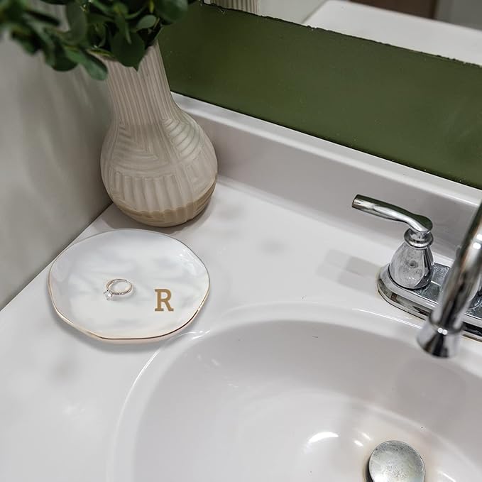 VINCOMIC Initials Ring Dish Jewery Tray with Personalized R-Monogrammed Gifts Wedding Engagement for Women Friends Sister,Ceramic White