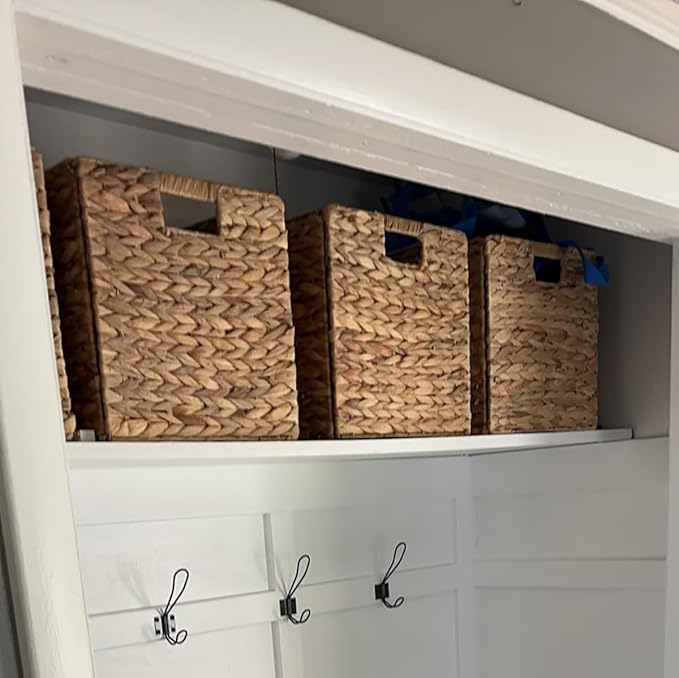Set of 2 Storage Baskets Wicker Cube Baskets Foldable Handwoven Water Hyacinth Laundry Organizer,10.5 * 10.5 inches Woven Baskets, Wicker Storage Basket, Water Hyacinth Storage Baskets (2)