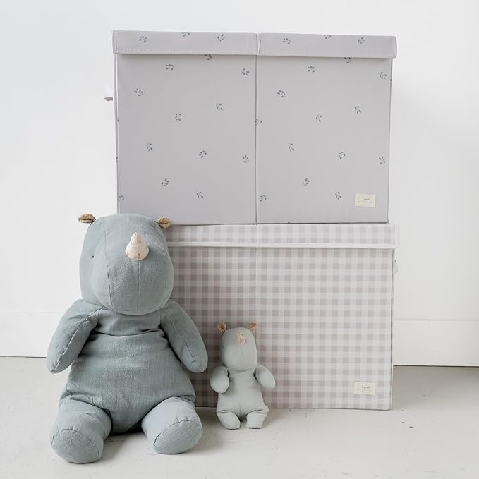 3 Sprouts Recycled Fabric Toy Chest Storage Box - Extra Large Toy Storage Box, Sturdy Toy Bins - Kids Organizer for Bedroom - Toybox Basket with Lid for Kids, Toddlers, Boys, Girls - Blueberry Taupe