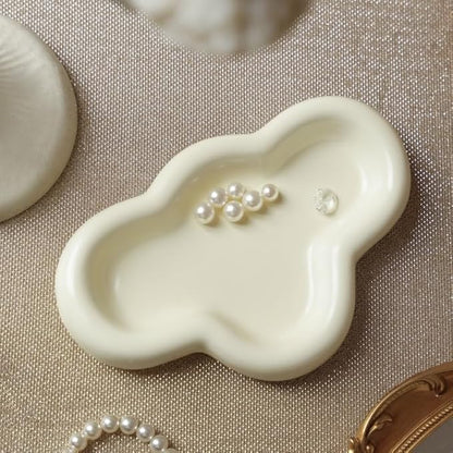 Cloud Trinket Dish, Chubby Jewelry Tray, Ceramic Jewelry Ring Trinket Dish for Rings Earrings Necklace Organizer, Mother's Day Thanksgiving Christmas Birthday Bridesmaid Gifts (Crème)