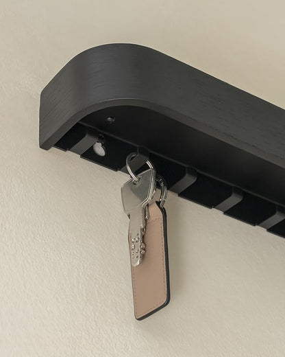 Kazai.® Key Holder 'Toke' | Minimalist Key Hook Design from Berlin | Modern Key Holder Wall Mount with Wooden Shelf | Key Rack for Wall as Entryway Organizer | Oak, Black