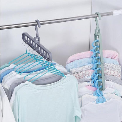YZÉ BY YIZHE 【9-Space Saving Hangers】, 【Heavy Duty PP Plastic】 【Cascading Hanger Organizer 】 with Anti-Skid Foldable Design for Closet (Random, 10)