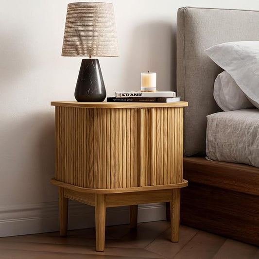 Fluted Nightstand with Sliding Doors, Modern Bedside Table with Solid Wood Legs, Wood Night Stand for Bedroom (Natural)