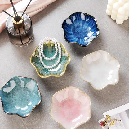 JAMEND CLXP Lotus Leaf Shape Ring Holder Dish, Small Key Bowl, Ceramic Trinket Tray Jewelry Dish Organizing Necklace Earrings for Mom Friend Sister. All Jewelries Are NOT Included. Crystal Green.
