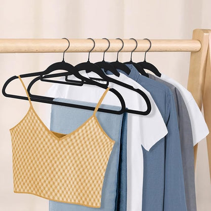 Perfecasa Black Velvet Hangers 30 Pack - Non Slip Clothes Hangers, Ultra Slim Hangers, Space Saving Swivel Black Hook, Suit, Top, Tie, Shirt, Skirt & Pant Felt Hangers, Black Hangers