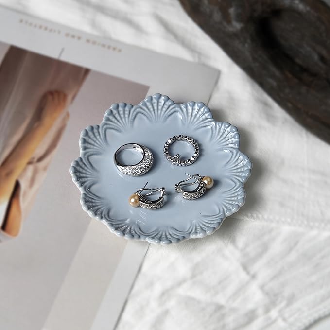 Ceramic Jewelry Dish, Decorative Tray for Rings Earrings Necklaces Bracelet Watch Keys, 4.50" Trinket Tray as Gifts for Women (Antique Shell)