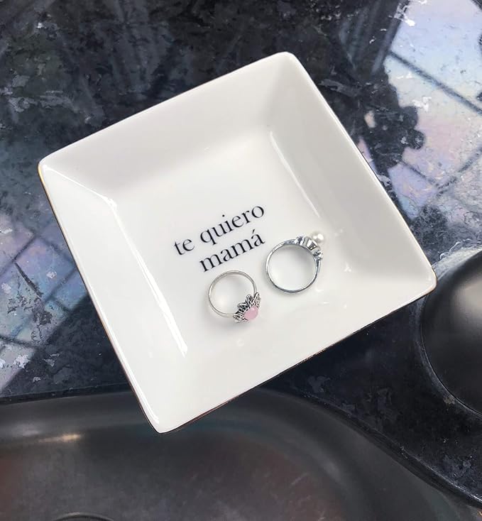 Simply Charmed I Love You Mom Spanish Gift - Ceramic Jewelry Dish or Ring Holder – Trinket Tray – Fun Birthday or Valentine's Day Gift for Mama or Madre