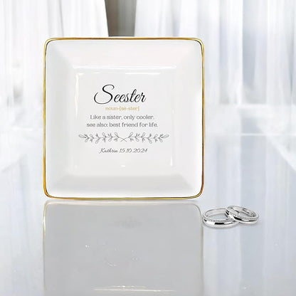 HatafaFurni Personalized Ring Dish Holder for Sister from Sister, Seester Noun Jewelry Dish for Wedding Christmas Birthday Gift, Customized Ceramic Trinket Tray for Bonus Sister, Funny Saying Gifts