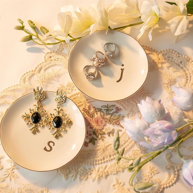COMMGOAL Ceramic Ring Holder for Jewelry, Jewelry Tray, Ring Dish, Aesthetic Room Decor, Engagement Gifts Bride Gifts Wedding Gifts for Women, White, 4.75"(T)