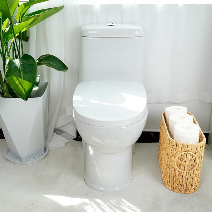 Large Toilet Paper Storage Basket, Wicker Toilet Paper Holder for up to 6 Rolls, Water Hyacinth Toilet Paper Basket Bathroom Organizer, Rattan Bathroom Accessories Organizer