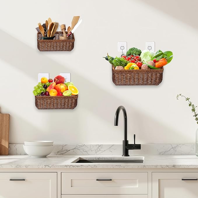 2 PCS Hanging Wall Basket,Wicker Fruit Racks,Open Storage Bins,Hand-Woven Shelf Basket,For Garlic, Ginger, Eggs, Onions,And Fruits, Kitchen And Living Room Storage Boxes(Brown-(M+L))