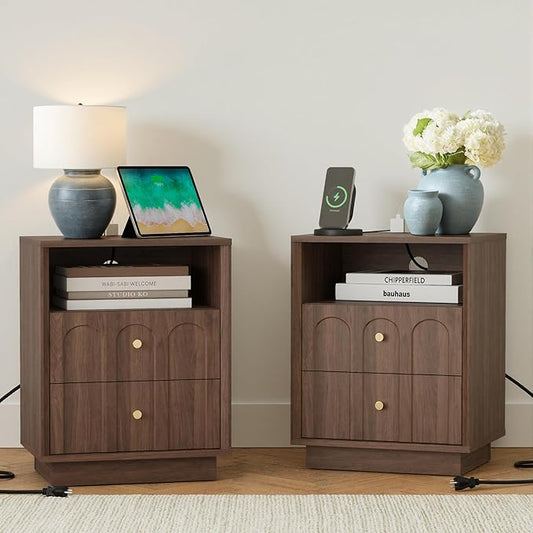 FORTUNETEC Nightstand Set of 2 with Charging Station, Mid Century Modern Nightstand with Arched Design, Minimalist End Table Wood Grain Bedside Tables for Bedroom or Living Room, Black