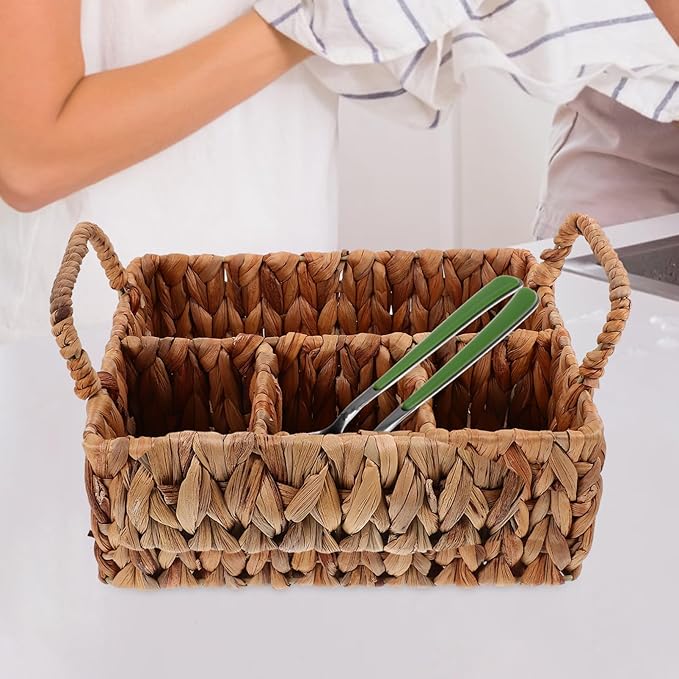 Hyacinth Woven Storage Basket for Cutlery Organization Rustic Tableware Holder for Home Kitchen and Picnics Versatile Sundries Basket with Compartments