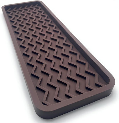 Happitasa Silicone Kitchen Sink Organizer Tray, Sponge Holder and Countertop Protector | Bathroom and Kitchen Soap Dish and Dispenser Tray (Dark Chocolate, 12" x 4", 9.2 Ounces, Zigzag)