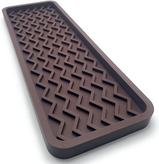 Happitasa Silicone Kitchen Sink Organizer Tray, Sponge Holder and Countertop Protector | Bathroom and Kitchen Soap Dish and Dispenser Tray (Dark Chocolate, 12" x 4", 9.2 Ounces, Zigzag)