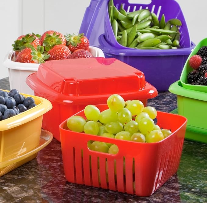 Hutzler 3-in-1 Berry Keeper Colander and Container, Keeps Berries Fresh Longer 2 pints, Red