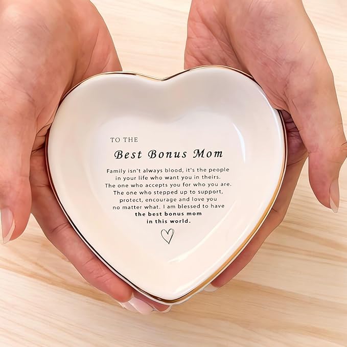 HatafaFurni Stepmom Gift, Heart Ring Dish, Jewelry Dish, Jewelry Storage, Mother’s Day gift, Bonus Mom Gift, Step Mother Gift, Mother Appreciation, Gift For Second Mom, Stepmom Present, White, mil01