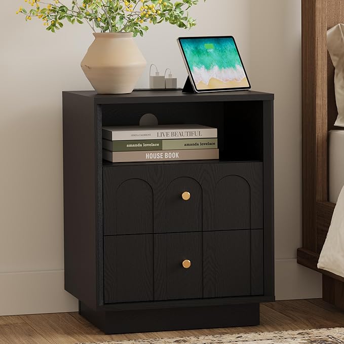 FORTUNETEC Nightstand with Charging Station, Modern Nightstand with Arched Design, Minimalist End Table with Wood Grain Texture, Bedside Table for Bedroom Living Room Sofa Office, Black