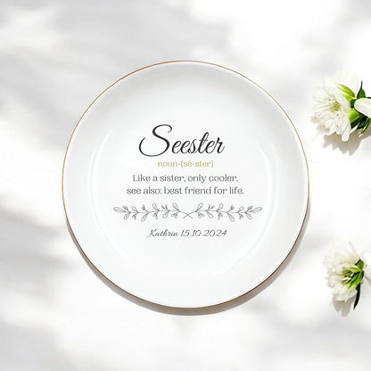 HatafaFurni Personalized Ring Dish Holder for Sister from Sister, Seester Noun Jewelry Dish for Wedding Christmas Birthday Gift, Customized Ceramic Trinket Tray for Bonus Sister, Funny Saying Gifts