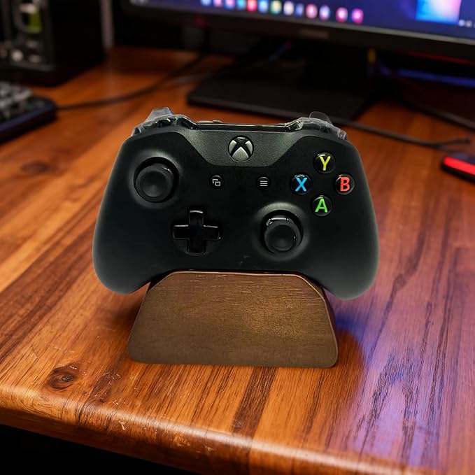 Solid wood gamepad stand, game equipment, controller stand, suitable for Xbox, PS4, PS5, is a good helper for organizing gamepads on the desk, and also the best gift for your son, husband, boyfriend