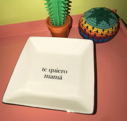 Simply Charmed I Love You Mom Spanish Gift - Ceramic Jewelry Dish or Ring Holder – Trinket Tray – Fun Birthday or Valentine's Day Gift for Mama or Madre
