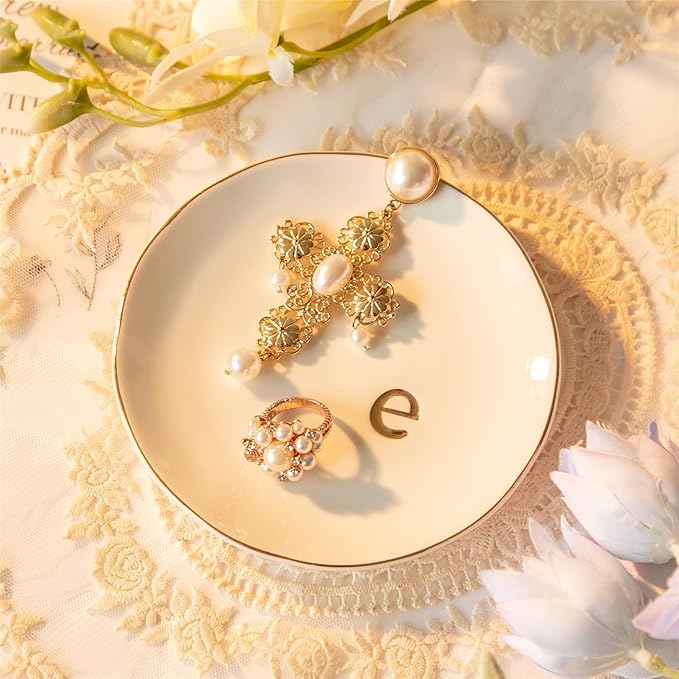 COMMGOAL Ceramic Ring Holder for Jewelry, Jewelry Tray, Ring Dish, Aesthetic Room Decor, Engagement Gifts Bride Gifts Wedding Gifts for Women, White, 4.75"(E)