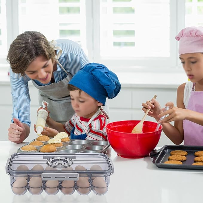 BSTKEY Egg Holder for Refrigerator, Egg Container with Time Scale, Egg Holder with Lid for Kitchen Storage, Stackable Tray for 18 Eggs