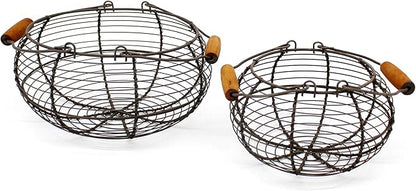 CVHOMEDECO. Round Wire Egg Baskets Rustic Fruit Baskets with Wooden Handles Primitives Vintage Gathering Basket. Rusty, Set of 2