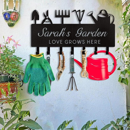 Personalized Key Holder for Wall, Custom Name Wall Mounted Black Key Hanger with Horticultural Garden Design, Key Racks Organizer for Hallway Entryway Front Door Storeroom Decor