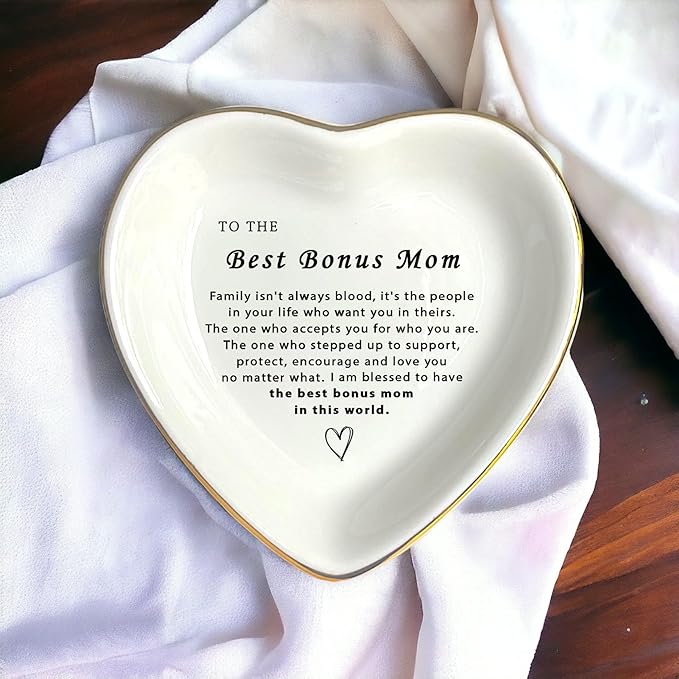 HatafaFurni Stepmom Gift, Heart Ring Dish, Jewelry Dish, Jewelry Storage, Mother’s Day gift, Bonus Mom Gift, Step Mother Gift, Mother Appreciation, Gift For Second Mom, Stepmom Present, White, mil01