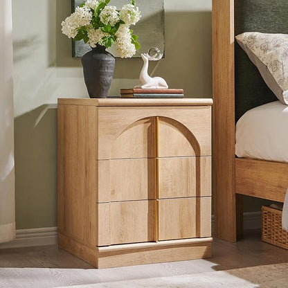 ACCOHOHO Modern Night Stand with Arched Panel, 18" Nightstand with Charging Station, Side Table with 3 Storage Drawers, Wood Square Bedside End Table for Bedroom Living Room, Natural Oak