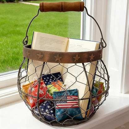 Chicken Wire Egg Basket for Gathering Fresh Eggs, Rustic Farmhouse Egg Collecting Basket with Handle Star Décor for Kitchen Storage Holder Organizer Easter Display Decoration | by TAIANLE