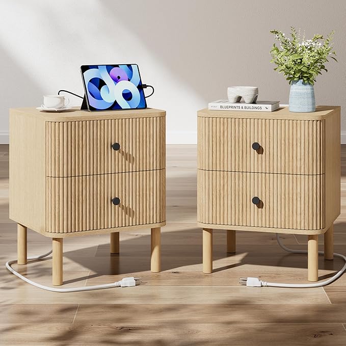 FavourLife Night Stand Set of 2 with Charging Station, 18" Fluted Nightstand with Rounded Corners & Solid Wood Legs, 2 Drawers End Table, Mid Century Modern Bedside Table for Bedroom, Natural Oak