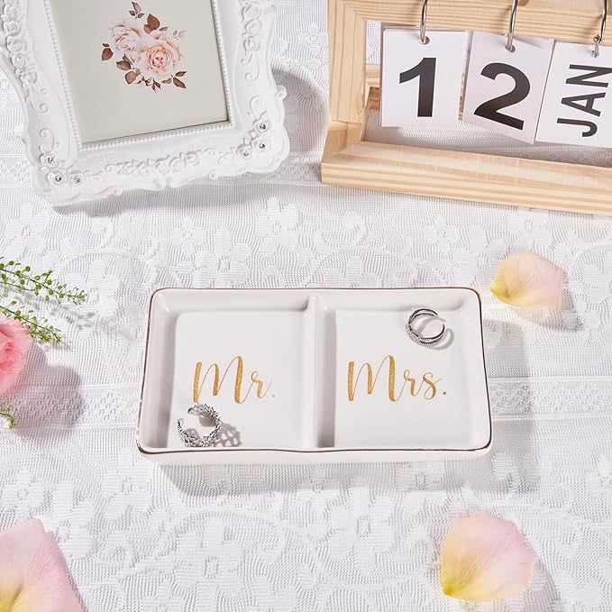 Spegiffu Mr. & Mrs. Ring Dish Engagement Wedding Ring Holder Gift for Future Mrs. / Newlywed - Her Engagement Wedding Gifts for Newly Engaged Couples Bridal Shower Gifts for Bride to be