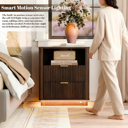 BONITURE Fluted Nightstand, Curved Night Stand with Charging Station Lighting, Wood End Table with 2 Drawers, Modern Side Table Storage Cabinet for Bedroom Office,(1, Walnut)