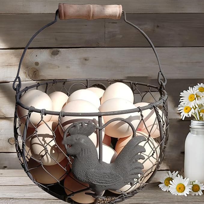 LINCOUNTRY. Chicken Wire Egg Basket for Gathering Fresh Eggs with Handle, Round Metal Egg Collecting Basket Countertop Storage Container Holder, Vintage Rustic Farmhouse Rooster Decor Kitchen