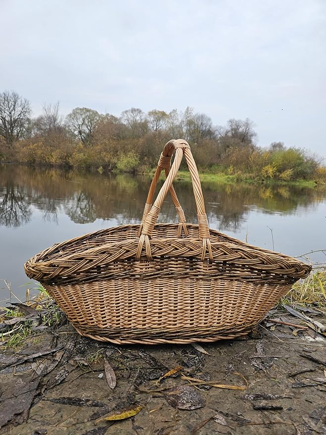 Handcrafted Extra-Large Wicker Basket with Two-Tone Weave – Rustic Handmade Storage Basket from Lithuania