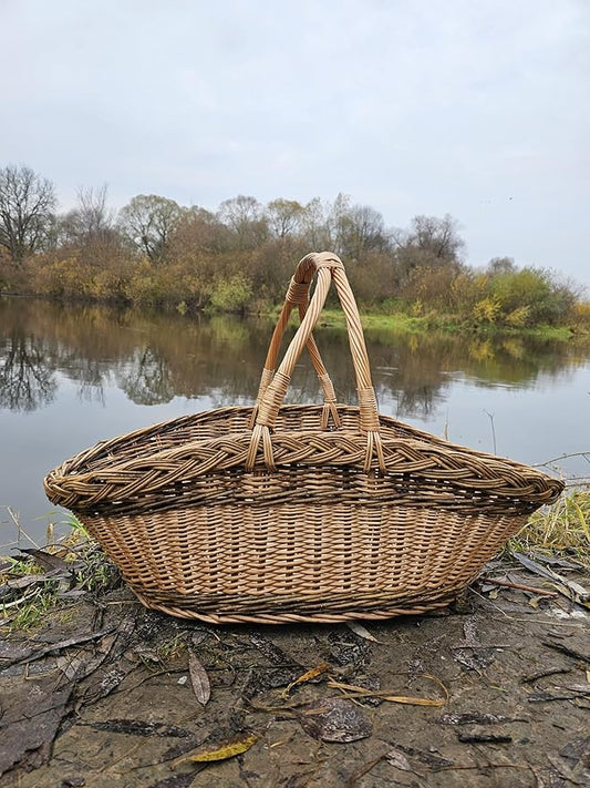 Handcrafted Extra-Large Wicker Basket with Two-Tone Weave – Rustic Handmade Storage Basket from Lithuania