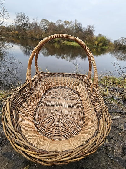 Handcrafted Extra-Large Wicker Basket with Two-Tone Weave – Rustic Handmade Storage Basket from Lithuania